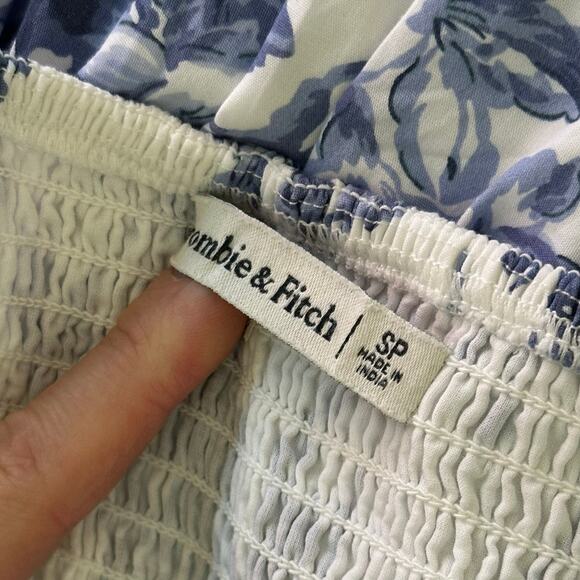 Abercrombie & Fitch Emerson Poplin Puff Sleeve Midi Dress - Picture 7 of 7